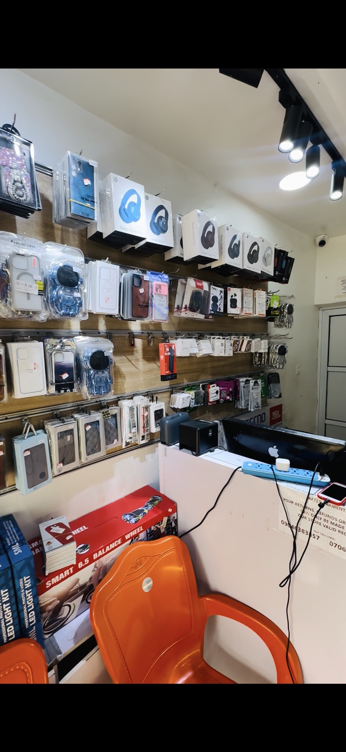 Ohanx Gadget Store photo 8